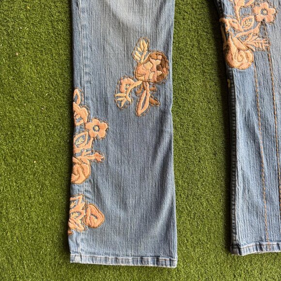 Vintage Floral Embroidered Bootcut Jeans - Picture 2 of 5